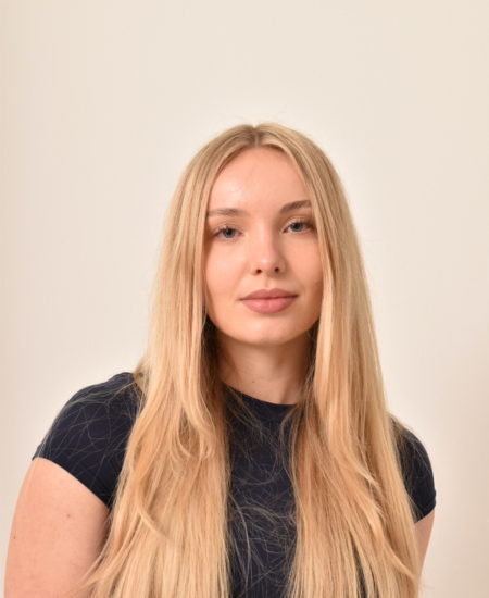 Lisa R