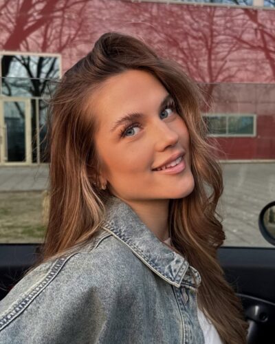 Alicia  Si.